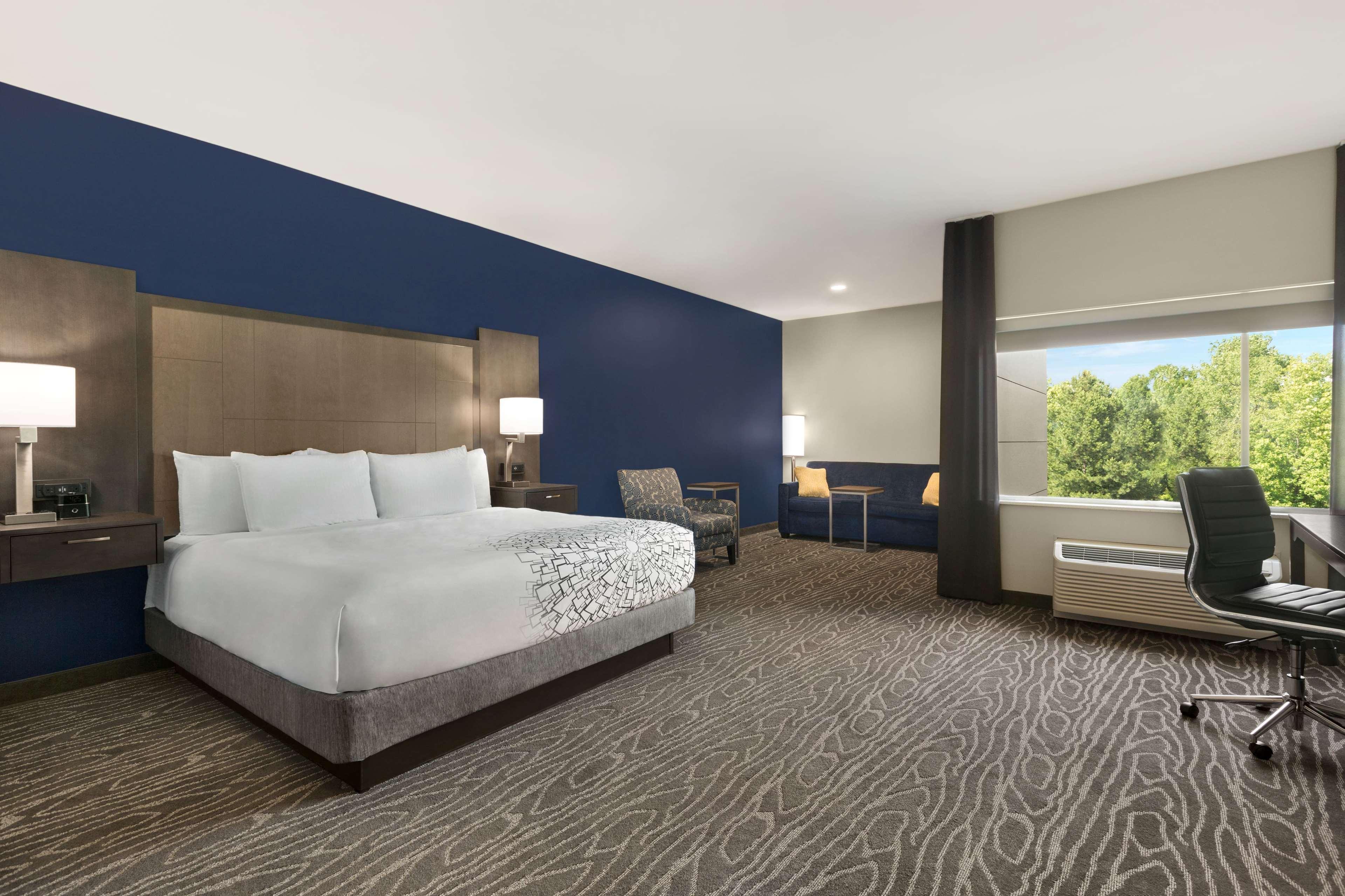 La Quinta By Wyndham Rock Hill Hotel Exterior photo
