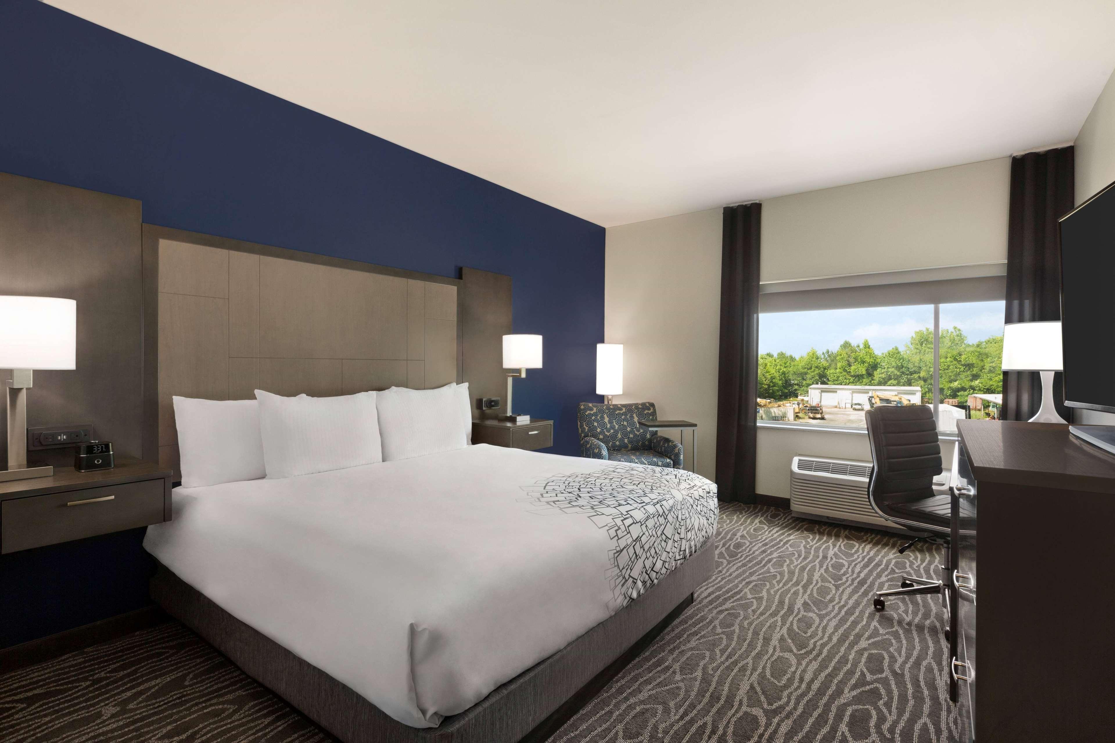 La Quinta By Wyndham Rock Hill Hotel Exterior photo
